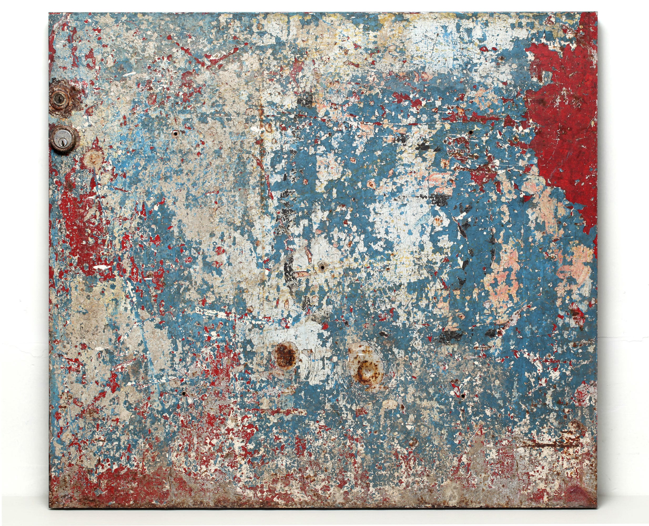 Gabriel de la Mora, Puerta I B de la series Puertas, pintura y mugre sobre lámina, 81.7 x 90.3 cm cada pieza, 2012. 