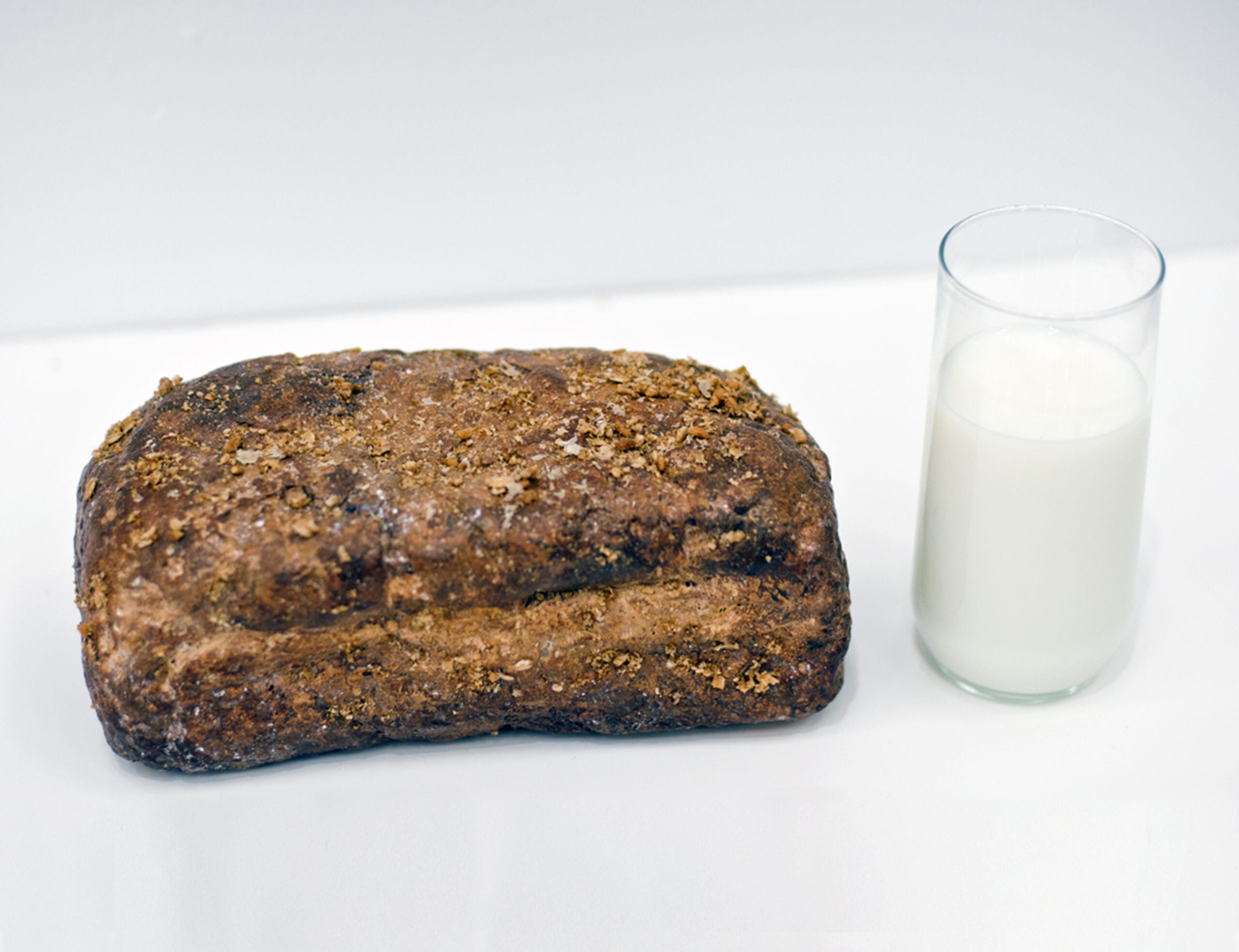 Jason Guo, An Elementary Meal; Still Life with Bread and Milk, Aluminum and acrylic, 24 x 11 x 9 cm, 2011