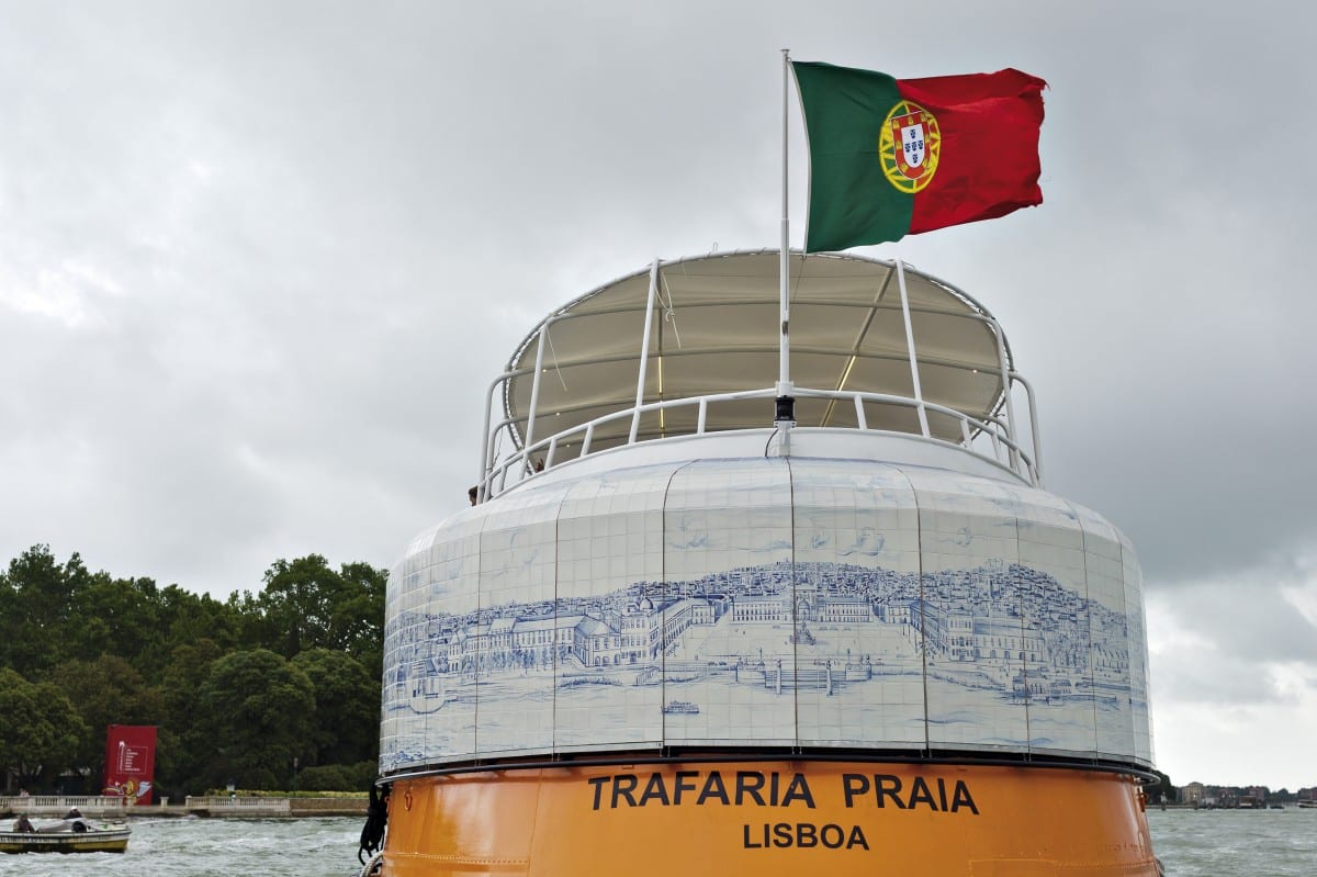 Joana Vasconcelos, Trafaria Praia, 2013. Detail of The Great Panorama of Lisbon (21st Century) installation on the outside of the Trafaria Praia ferryboat in Venice.  Photograph by Luís Vasconcelos.  © Unidade Infinita Projectos.