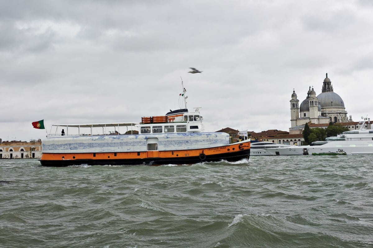 Joana Vasconcelos, Trafaria Praia, 2013. The Trafaria Praia ferryboat/ work in Venice.  Photograph by Luís Vasconcelos.  © Unidade Infinita Projectos.