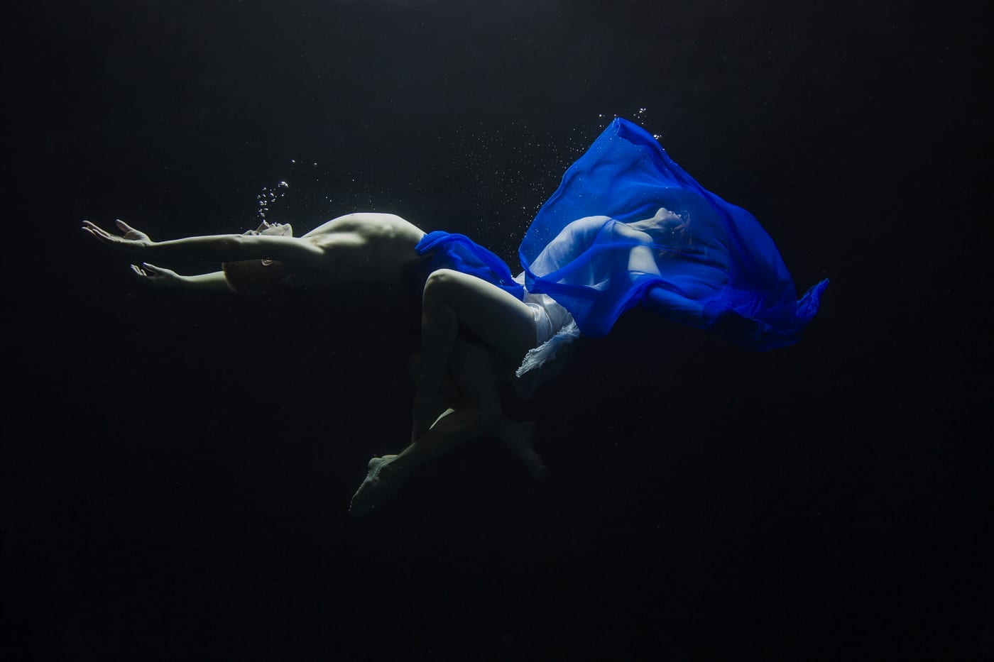 Maya Almeida, Underwater Dance Series, 2014