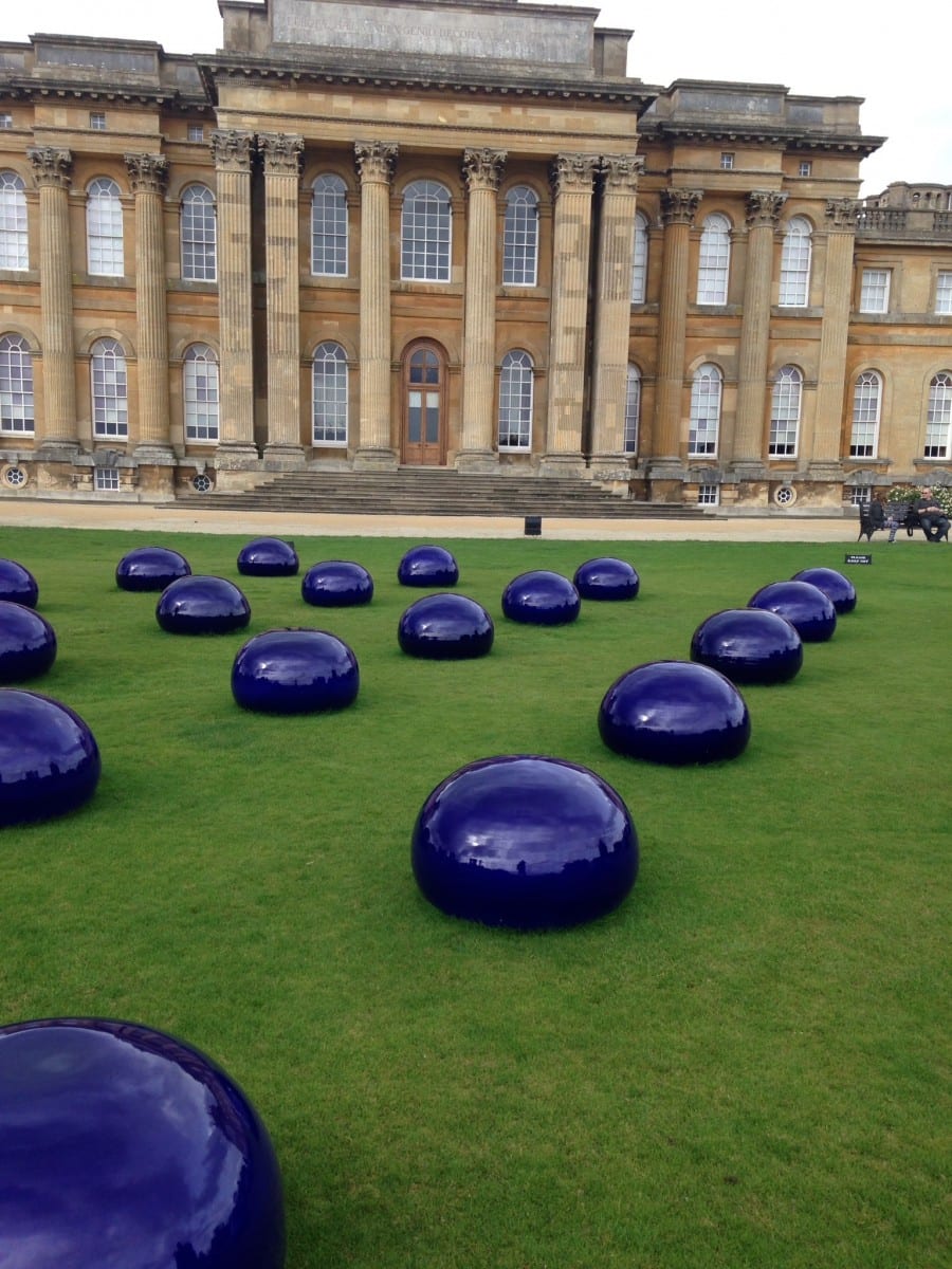 Ai Weiwei, Bubble, Porcelain, 75 x 50cm (diameter), 2008. Courtesy of the artist and Blenheim Art Foundation, Woodstock, Oxfordshire, UK